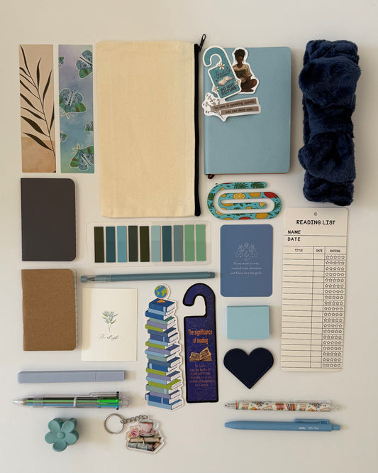 BLUE bookish bundle | 20 items included
